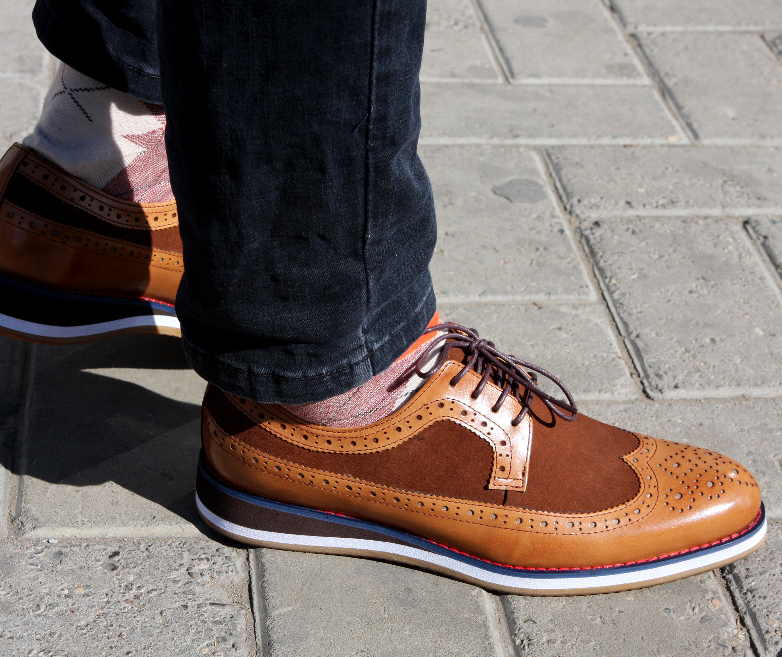 Бор Brogue Wingtip ботинк