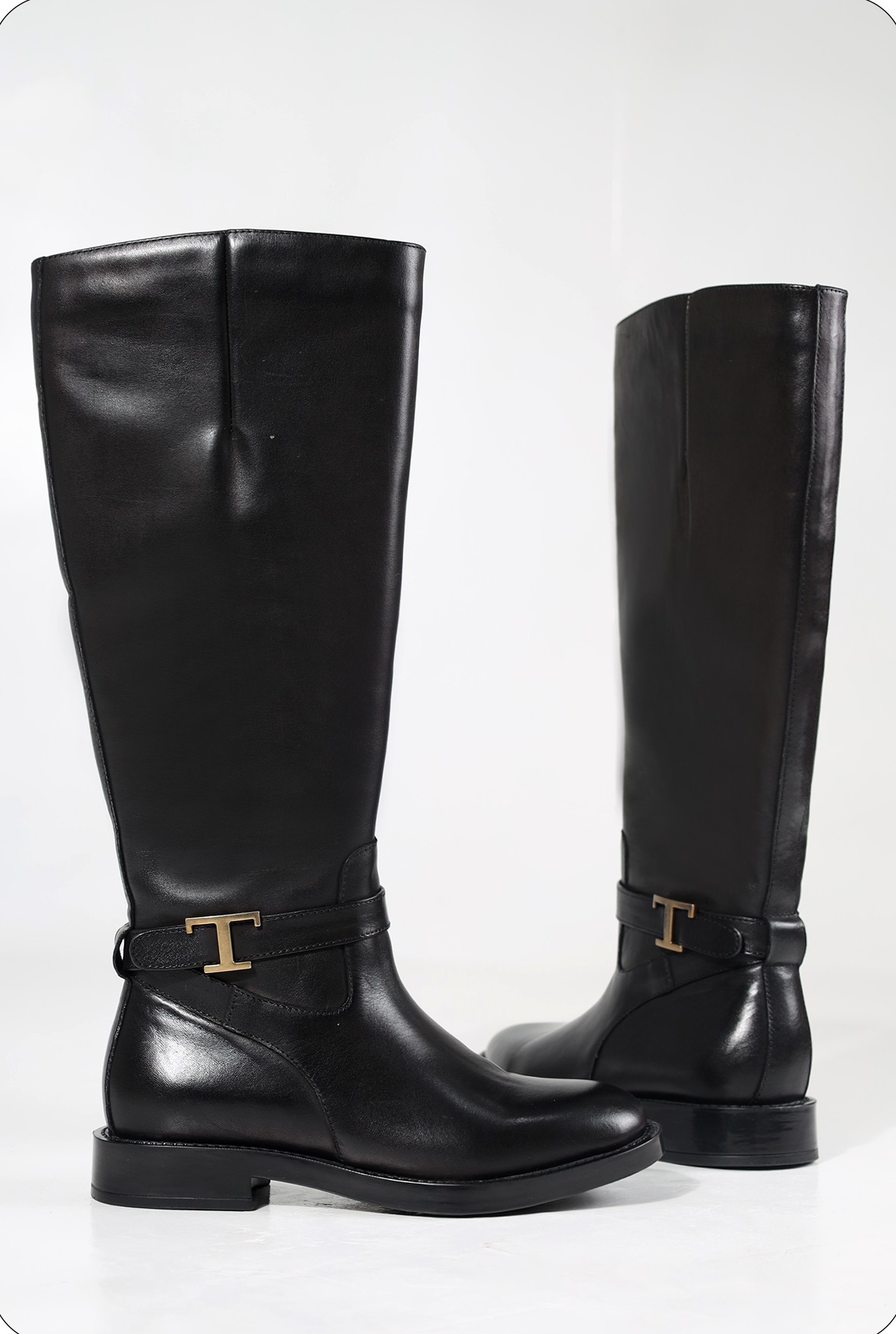 Хар арьсан Buckle Knee-High Boots