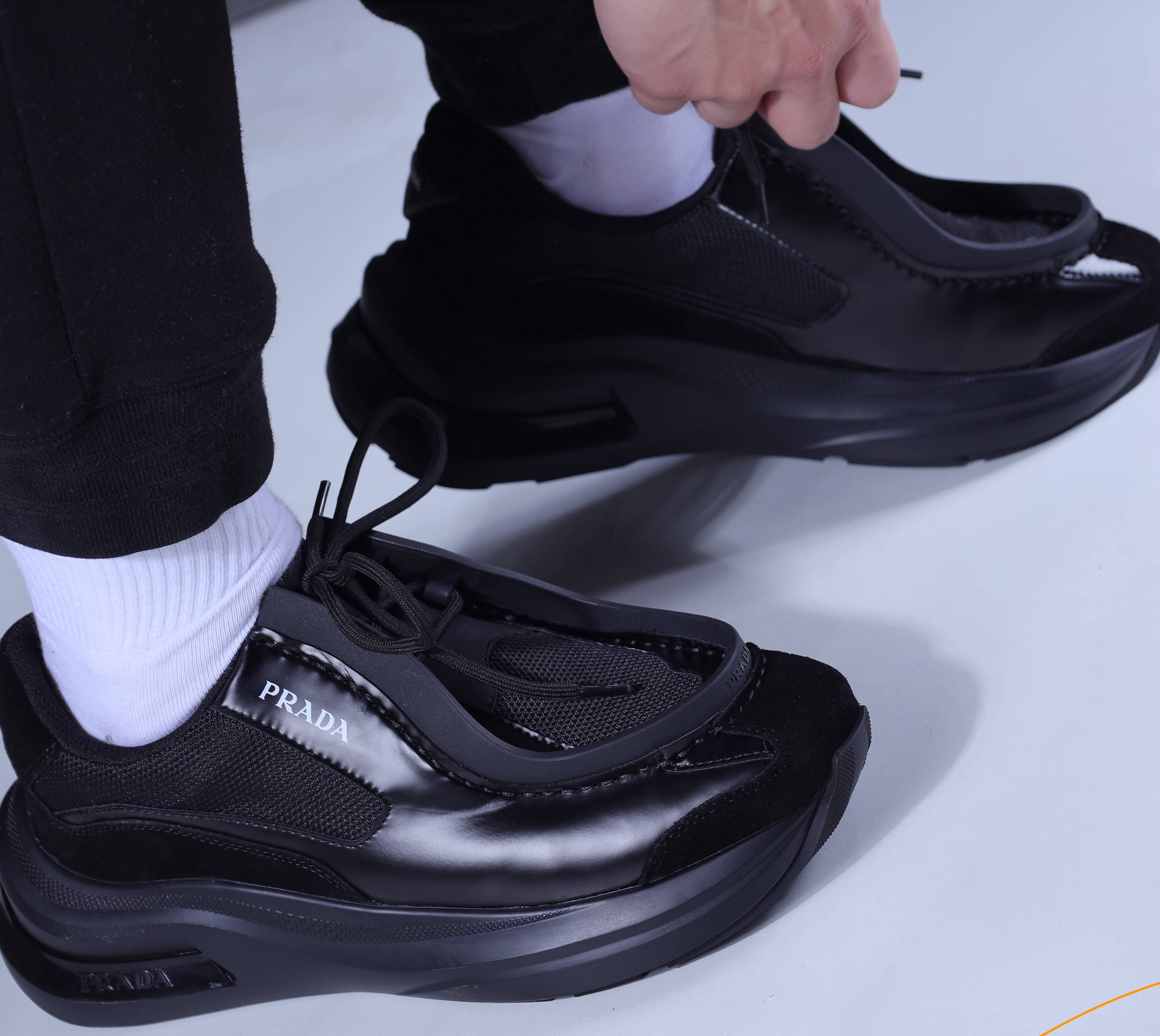 Prada бүхэл хар Luxury спорт пүүз