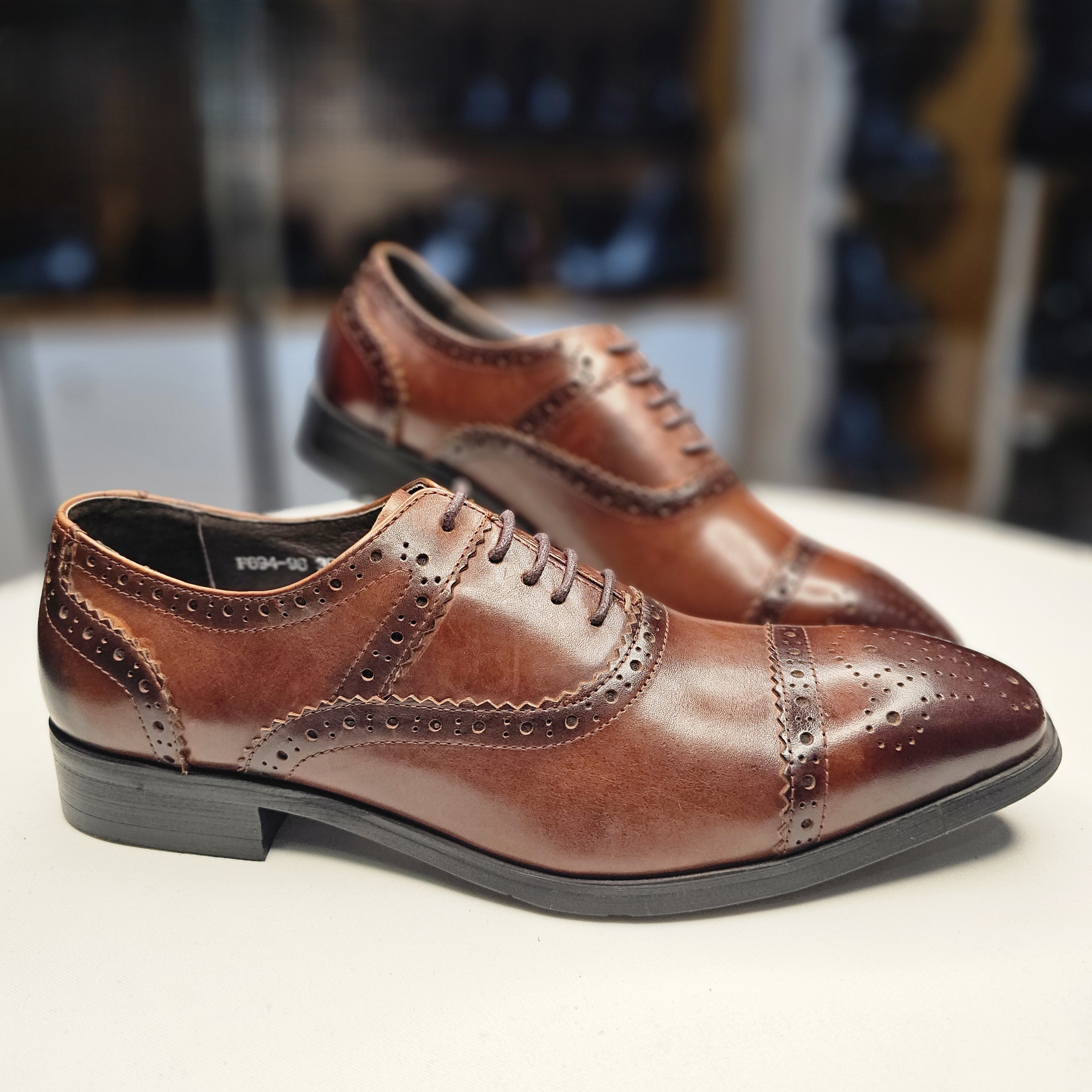 Хүрэн арьсан Brogue Cap-Toe Oxford ботинк