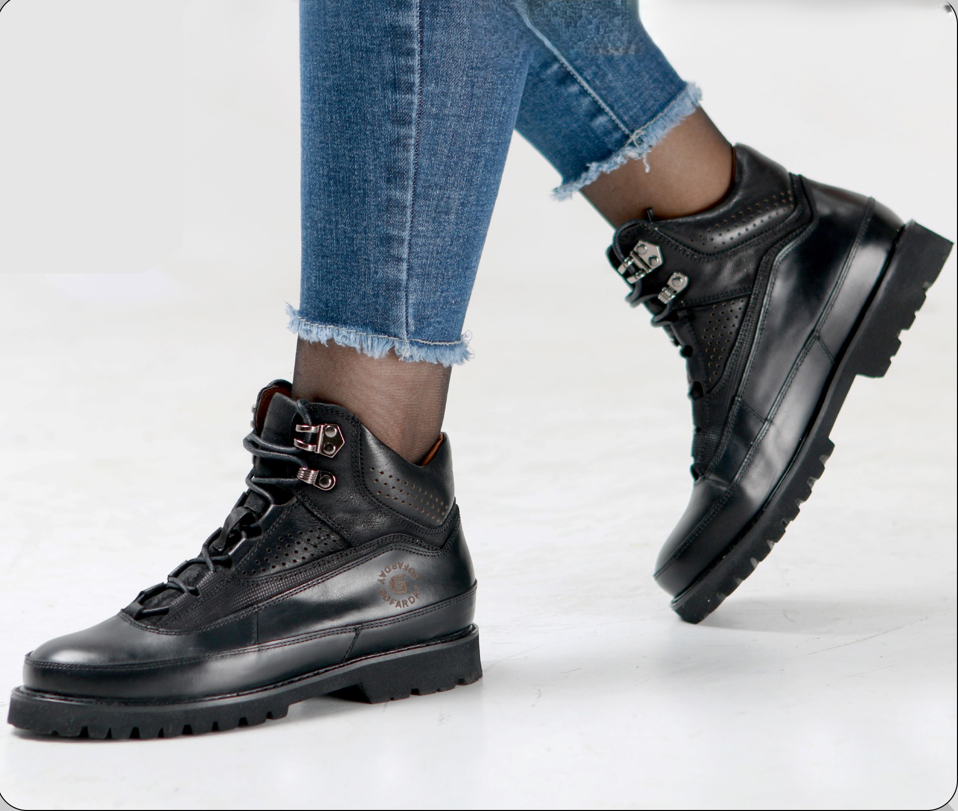 Хар арьсан Platform Ankle Boots