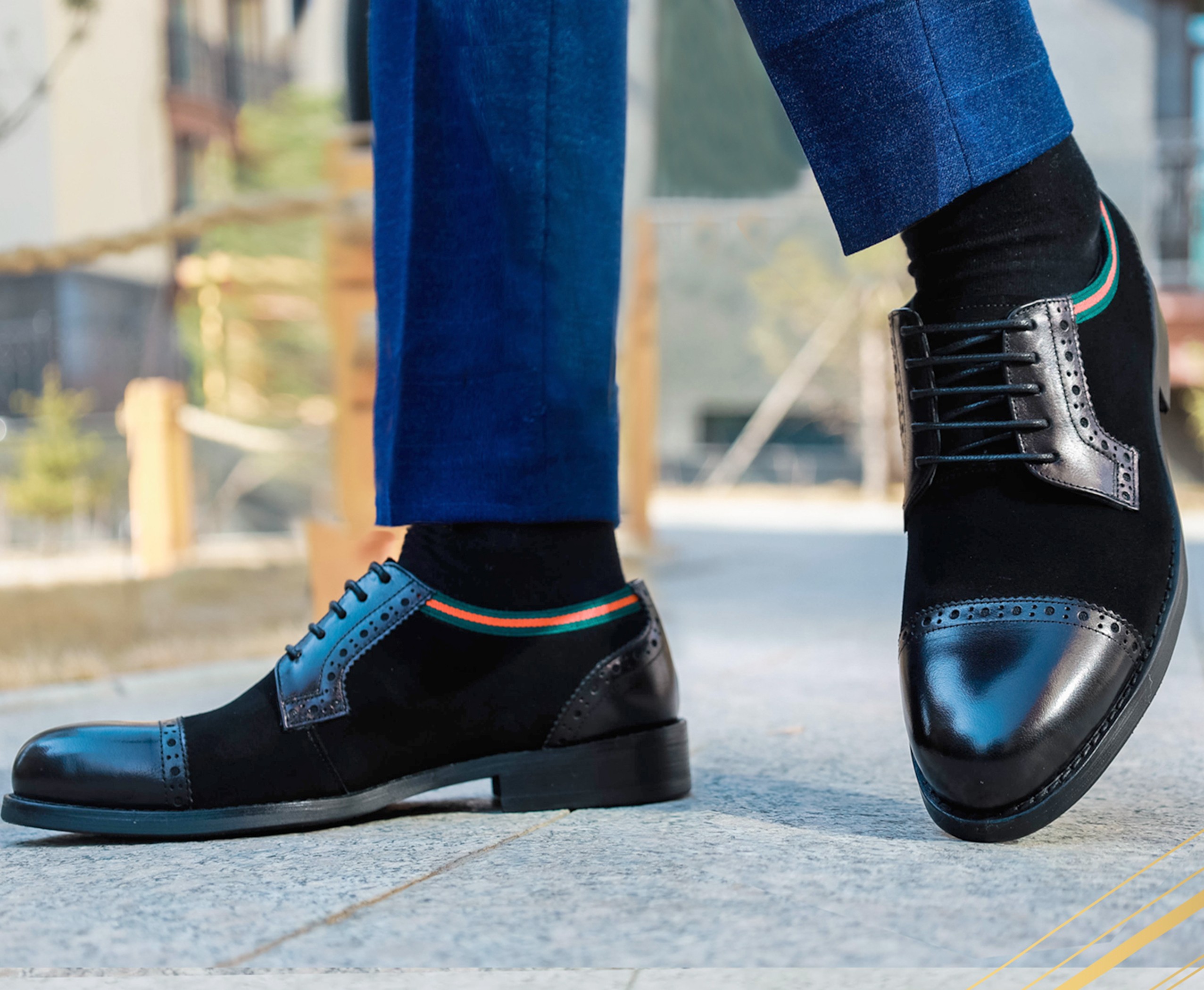 Хар арьс, илгэн хосолсон Cap-Toe Derby ботинк