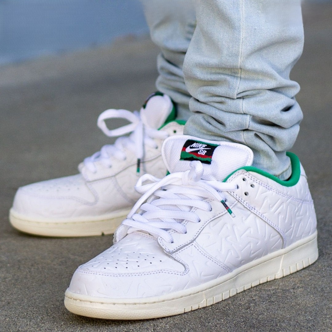 Nike SB Dunk Low цагаан-ногоон пүүз